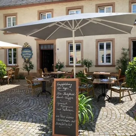 Warsberger Weinhof - & Weinwirtschaft Neumagen-Dhron