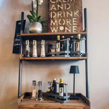 Warsberger Weinhof - & Weinwirtschaft Pensión Neumagen-Dhron