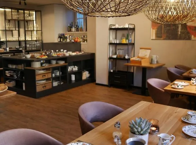 Warsberger Weinhof - & Weinwirtschaft Maison d'hôtes Neumagen-Dhron